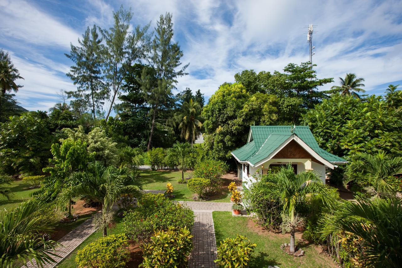 Chalets D'Anse Reunion ラ・ディーグ島 エクステリア 写真